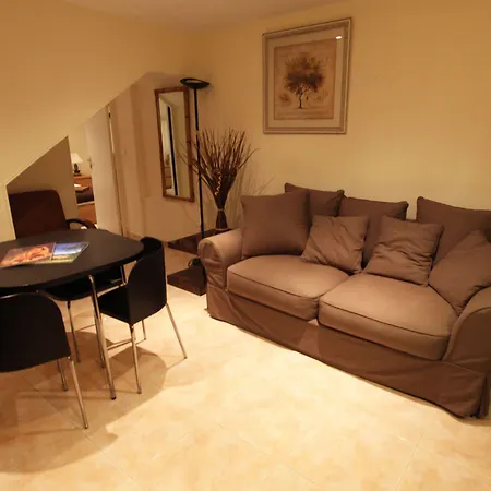 Maya - Golfe De Saint-tropez 2* Gassin