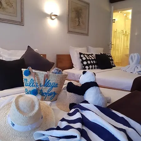 Maya Hotel 2*
