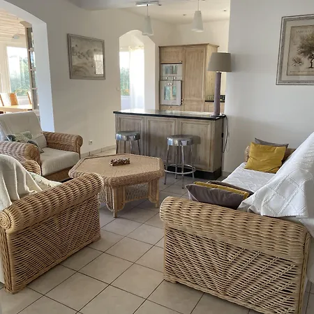 Hotell Maya - Golfe De Saint-tropez 2*