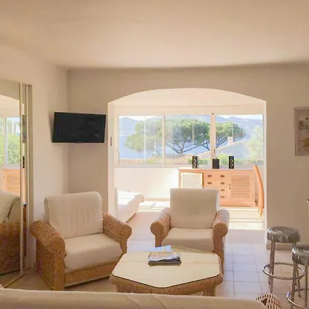 Maya - Golfe De Saint-tropez 2* Gassin