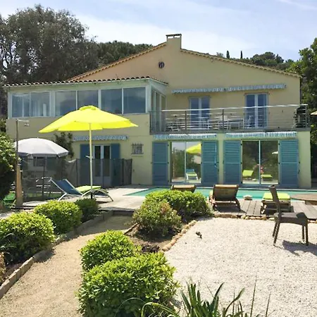 Hotell Maya - Golfe De Saint-tropez 2*