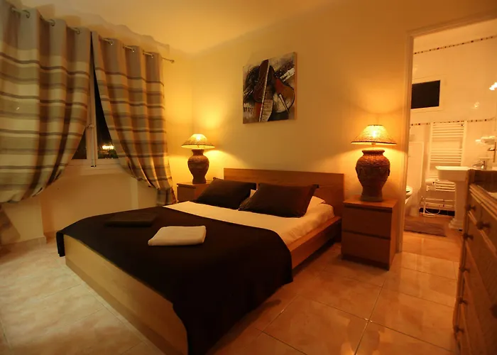 Maya - Golfe De Saint-tropez فندق 2*